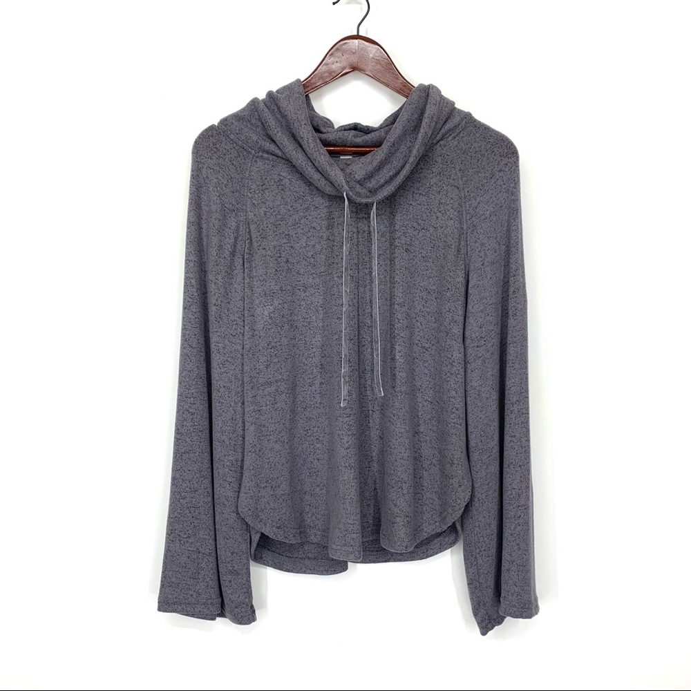 Gillian & O’Malley Sleepwear Gray Slit Side Cowl Neck Long Sleeve Pajama Shirt